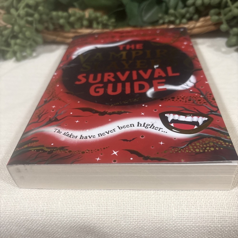 The Vampire Slayer's Survival Guide by Katy Birchall [Paperback] New Fantasy - Picture 6 of 11
